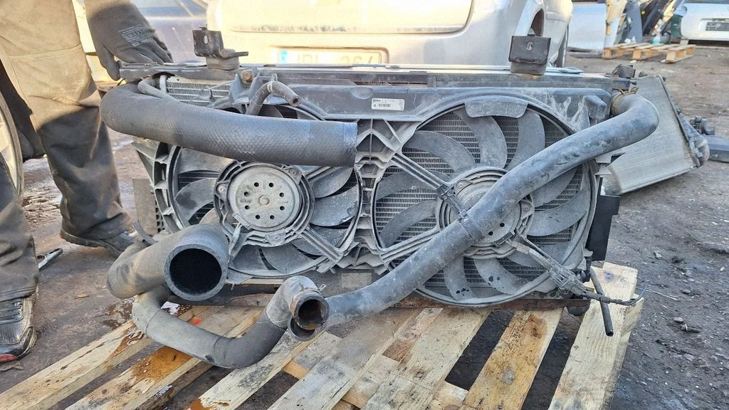 Radiator set 874746V