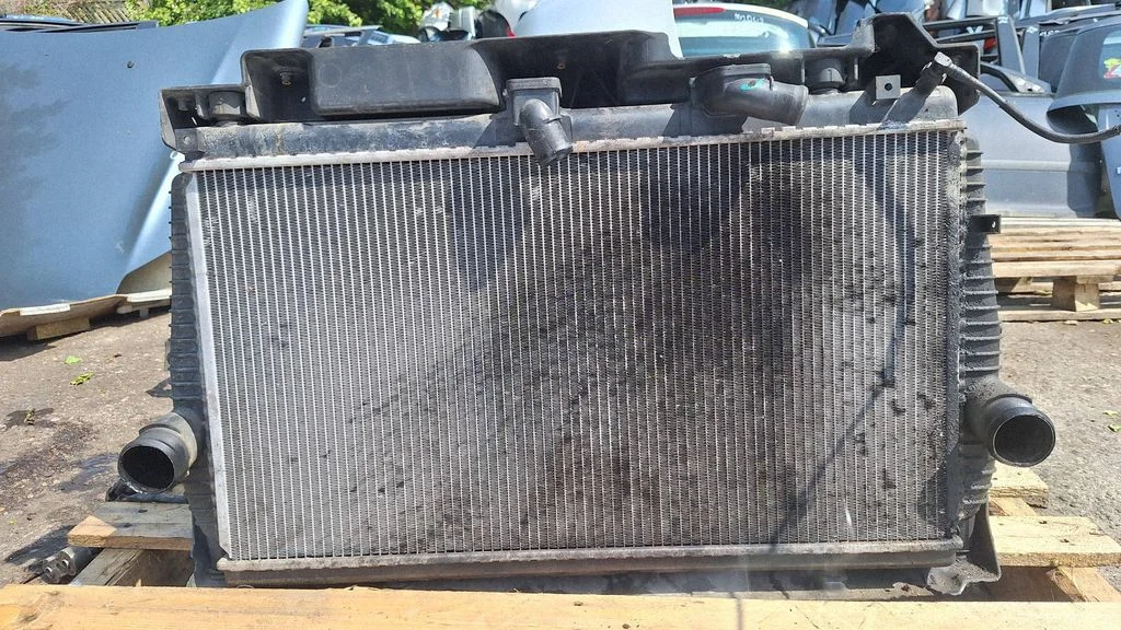 Radiaatorite komplekt – Citroen C5 (2008-2016)