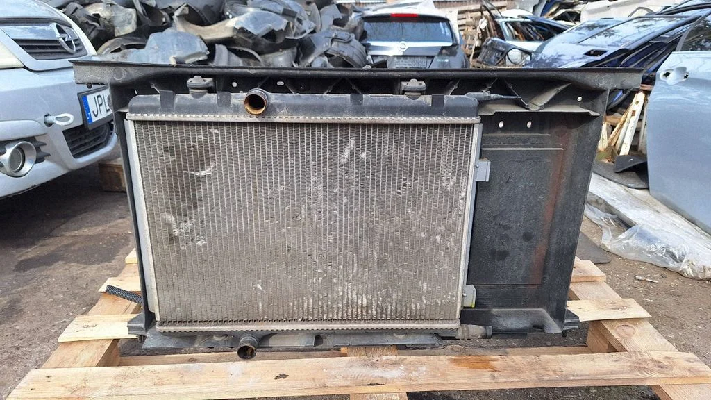 Radiaatorite komplekt – Citroen C4 I (2004-2010)