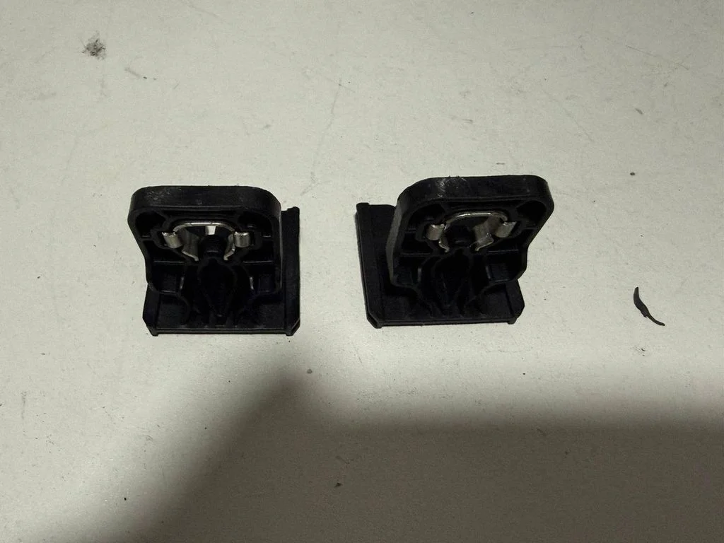 Esitule kinnitusklamber – Audi A3 S3 8V (2013-2019)