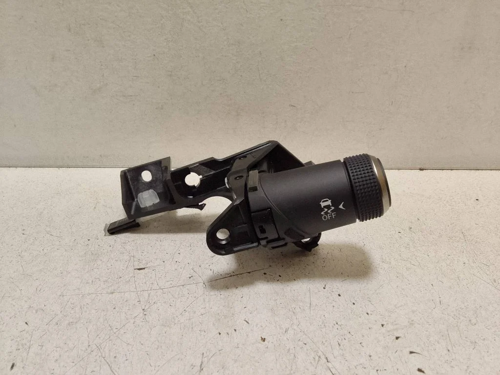 ESP (stability program) switch 75L508