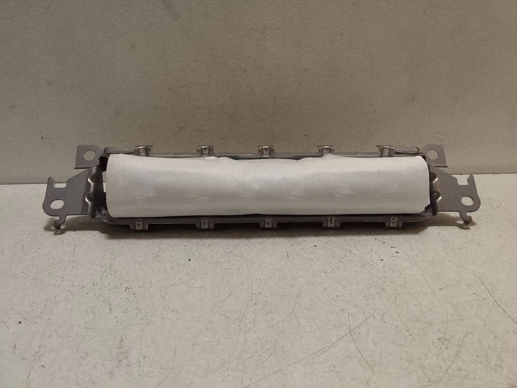 Knee airbag 1D0E32219M5C