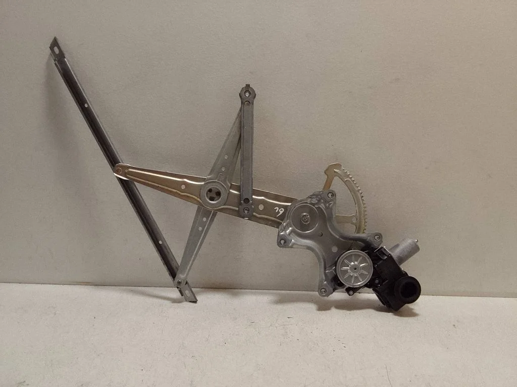Rear door window regulator with motor 8572033360