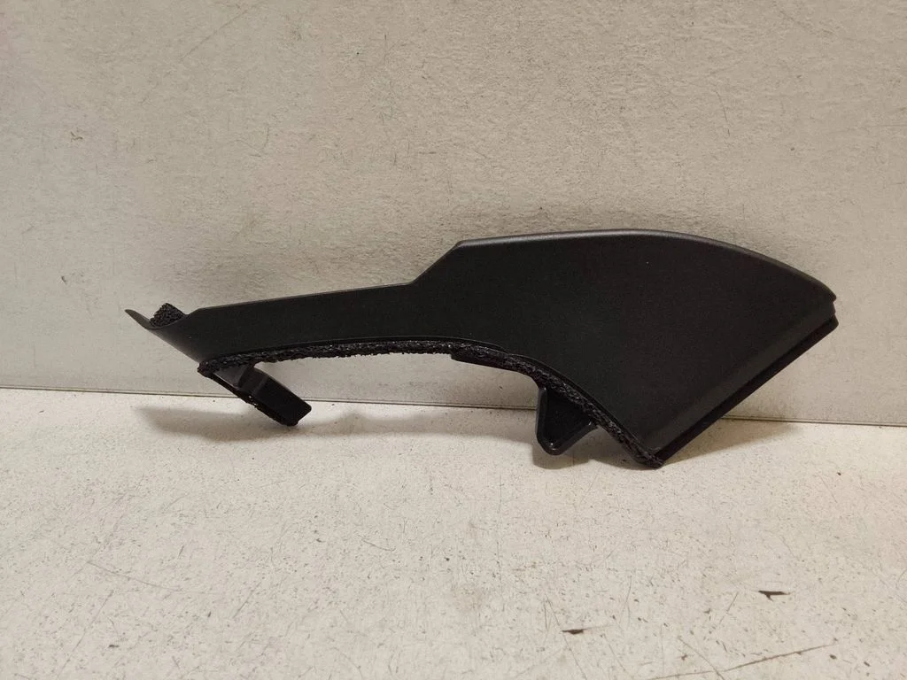 Other front door trim element 6749233160