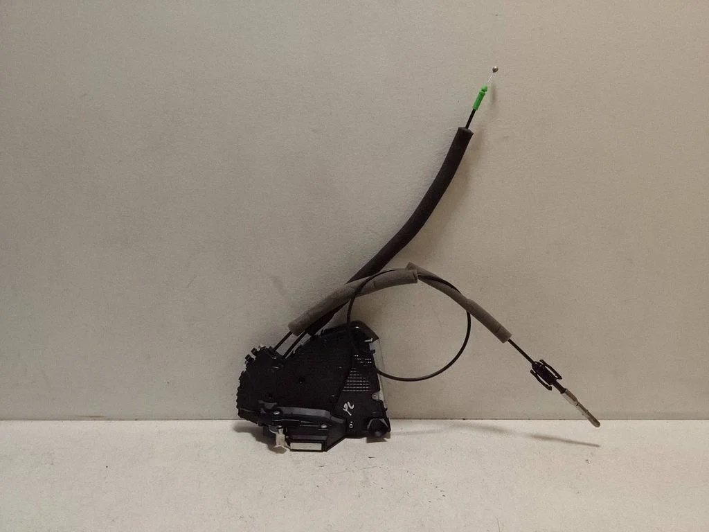 Front door lock 9112603