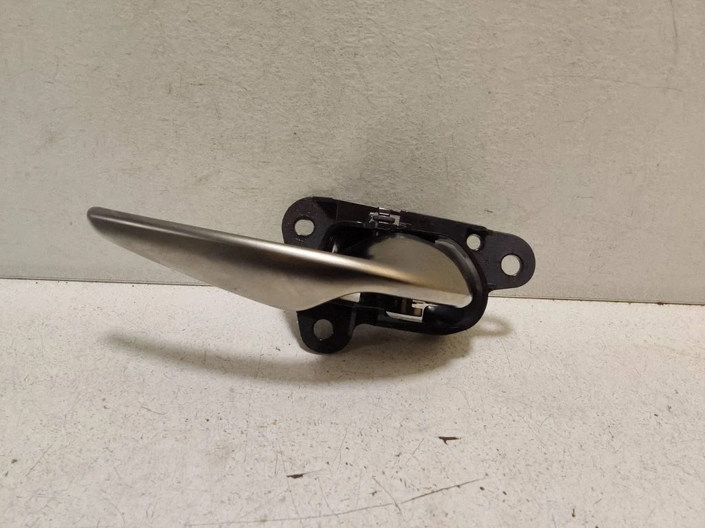 Front door interior handle 6927050030
