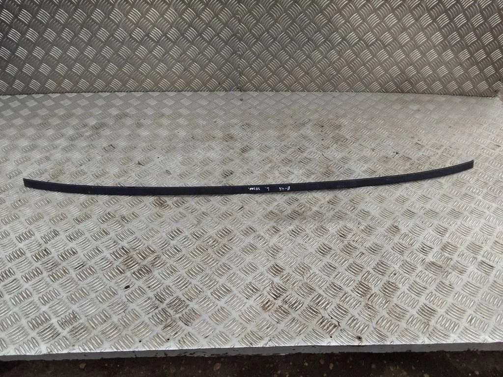Roof trim bar molding cover – left