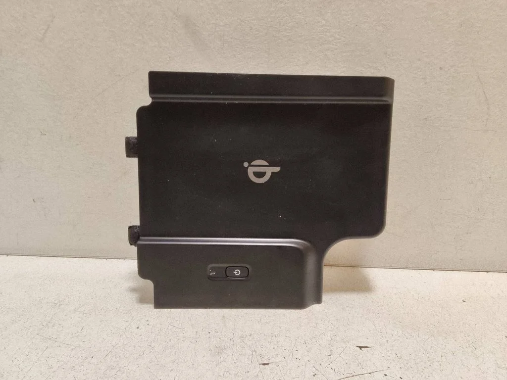 Wireless charging module – Lexus ES VII XZ10 (2018-2021)