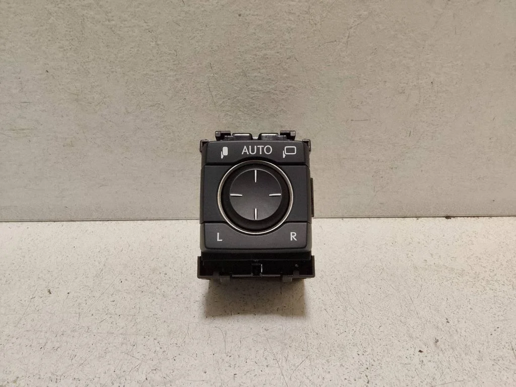Wing mirror switch 183746