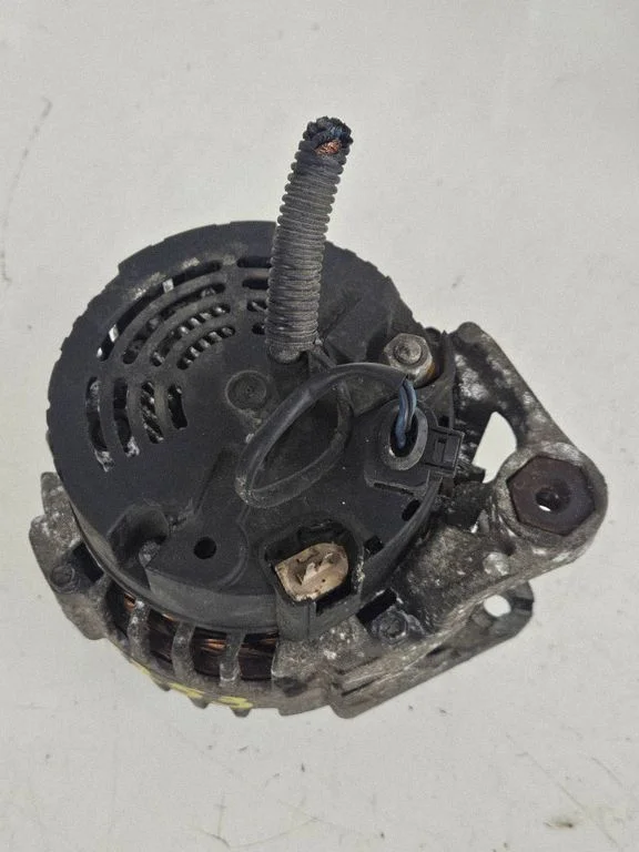 Ģenerators 06B903016G
