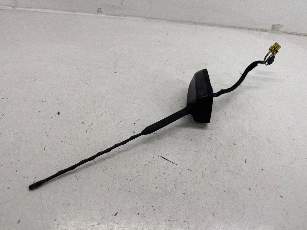 Aerial GPS antenna FM5T19G461BA