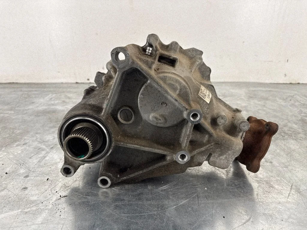 Gearbox transfer box case DB537251AM