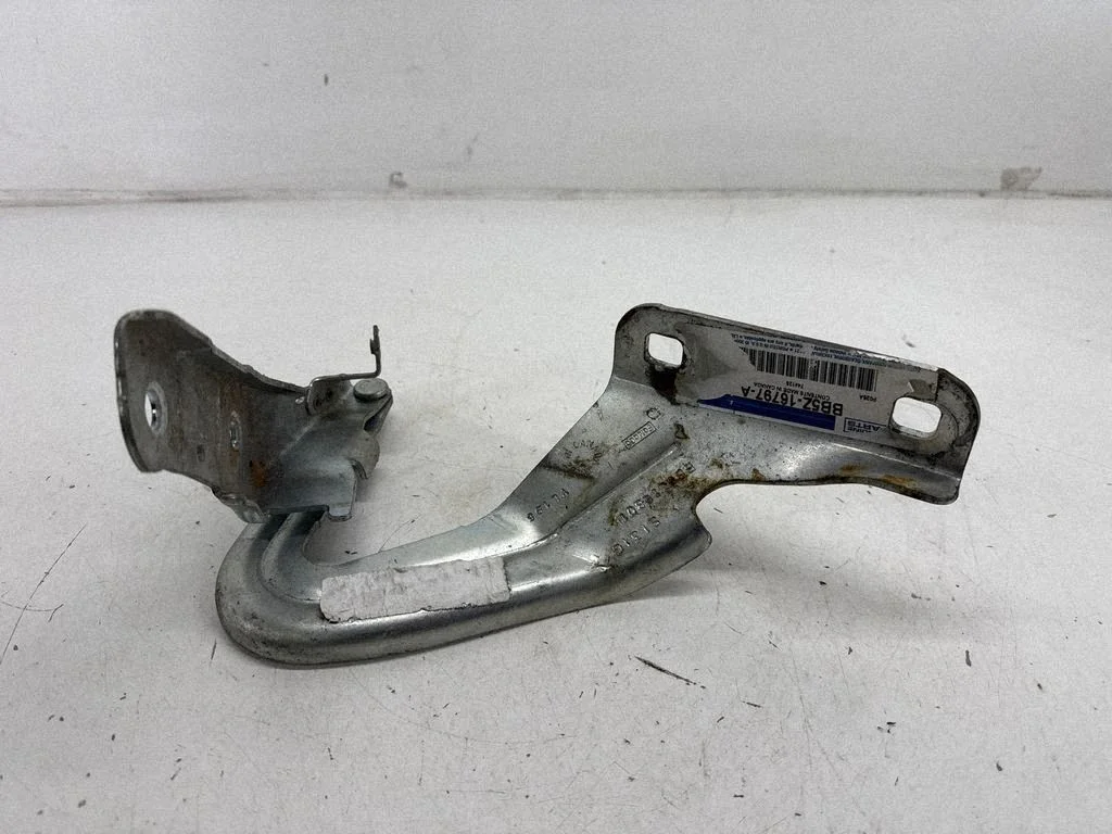 Engine bonnet/hood hinges BB5Z16797A