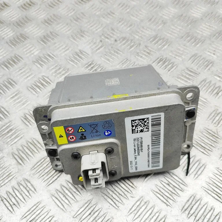 Hibrīda/elektromobiļa akumulators 159848688F