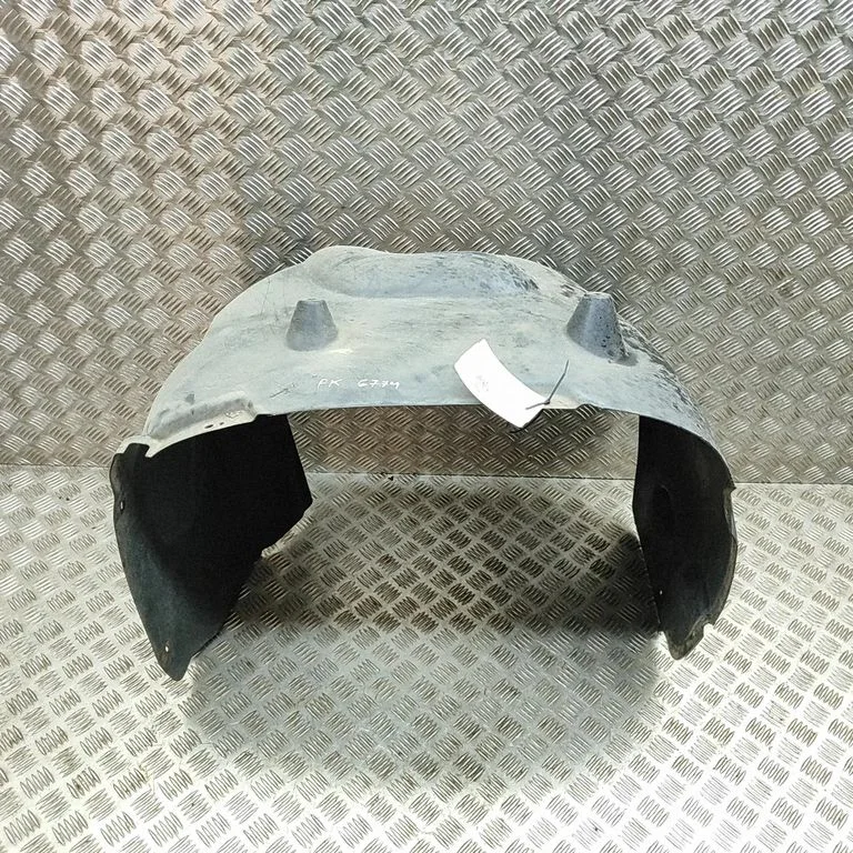 Front wheel arch liner splash guards 2H0809961B