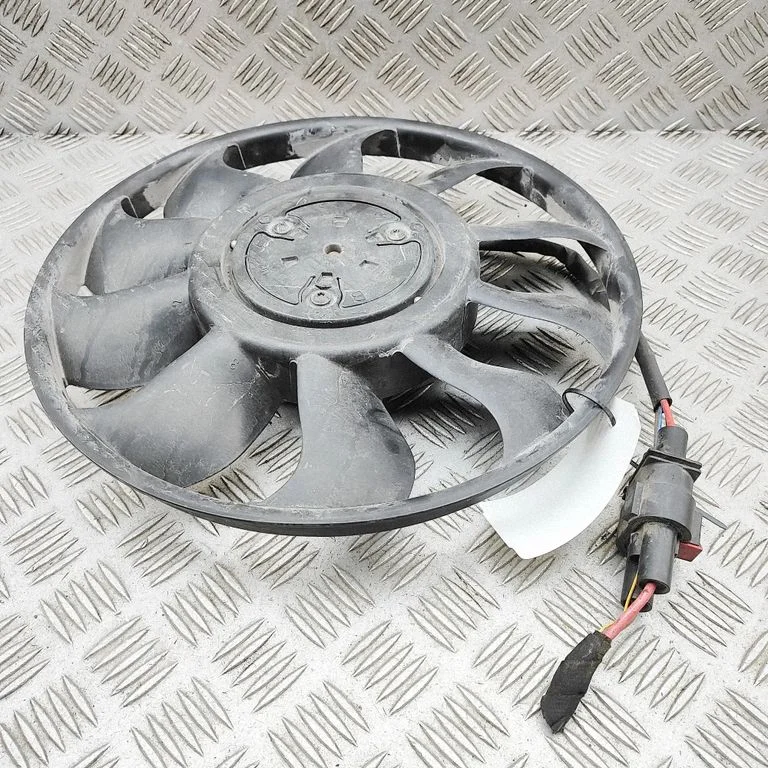 Ventilatora lāpstiņrats – Audi Q5 SQ5 FY (2017-2025)