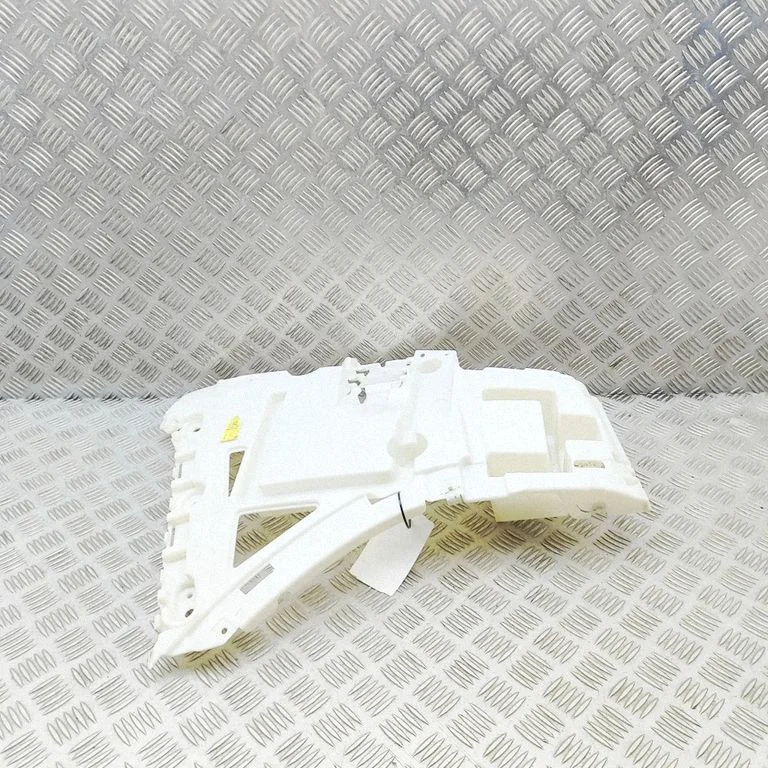 Rear bumper mounting bracket 8081885
