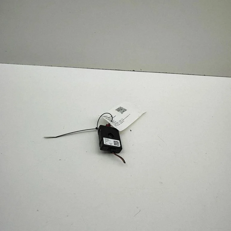 Antenas pastiprinātājs – BMW iX3 G08 (2020-)