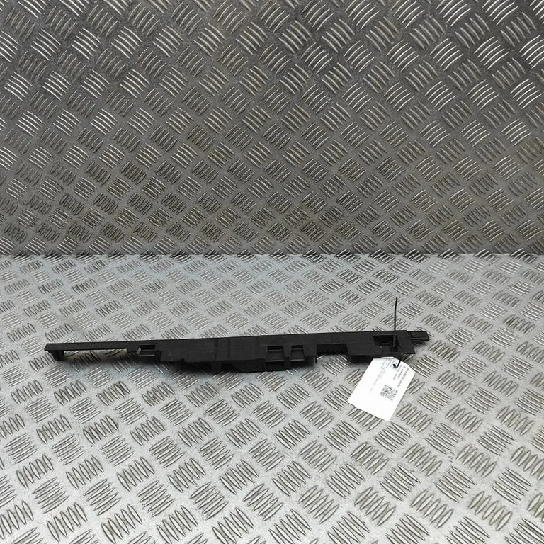 Radiator support slam panel bracket 8476973