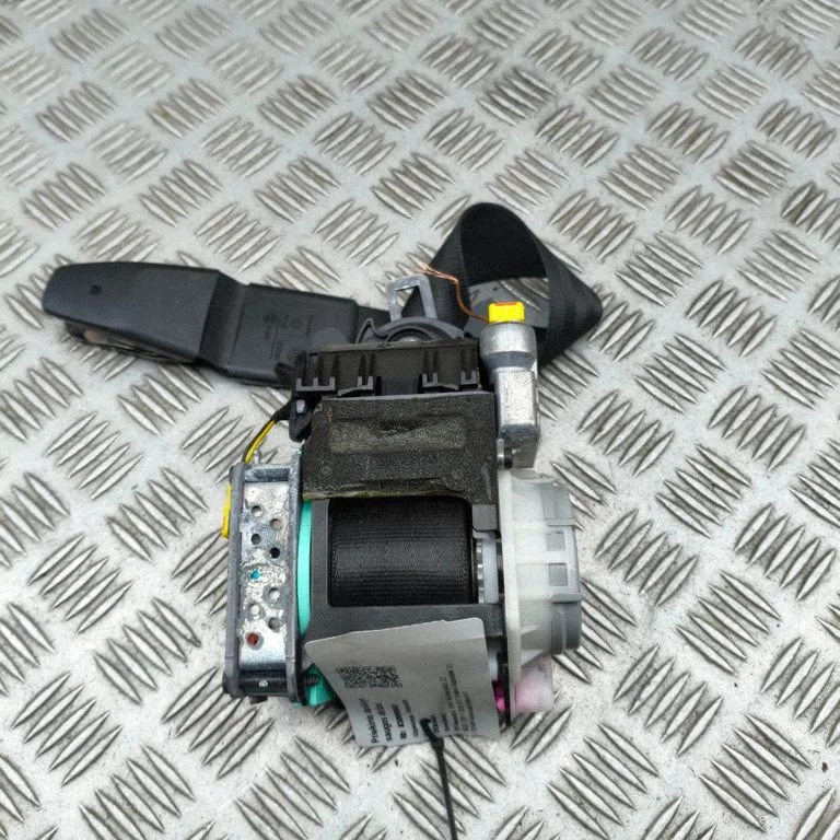 Front seatbelt 4G8857706M