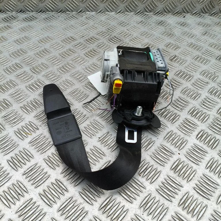 Front seatbelt 4G8857705F