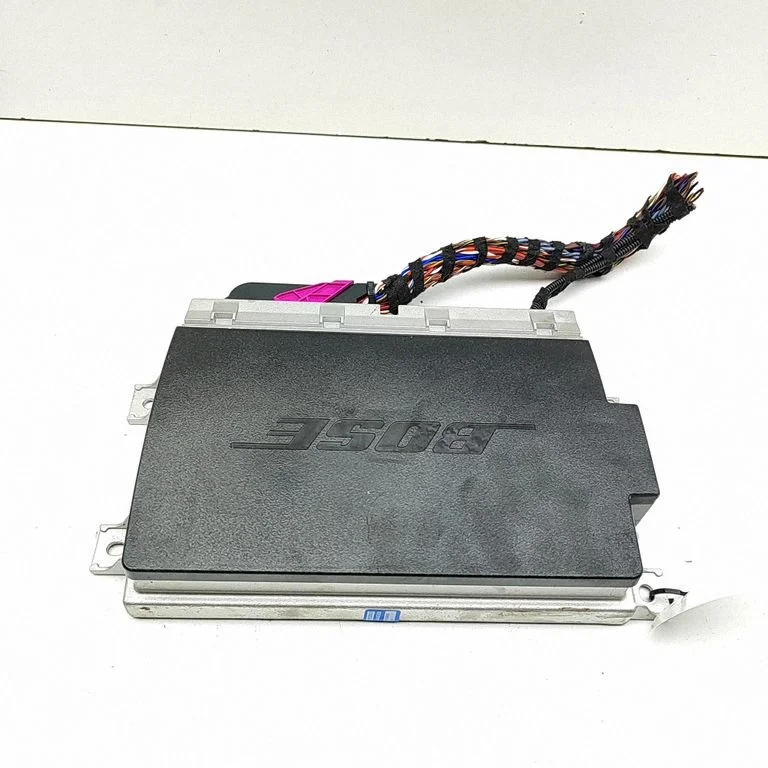Wzmacniacz audio 9J1035223L