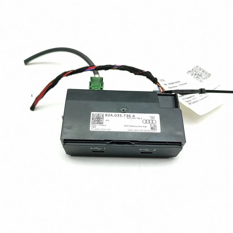 Gniazdo USB 82A035736A