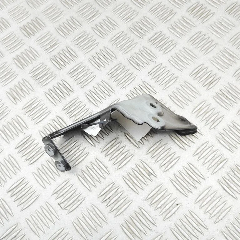 Fender mounting bracket 7400219