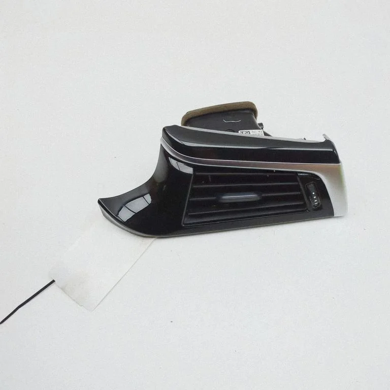 Armatuurlaua õhutusresti kate 9330858