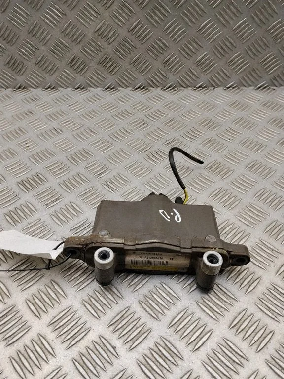 Bonnet Pedestrian Airbag Actuator A2129066301