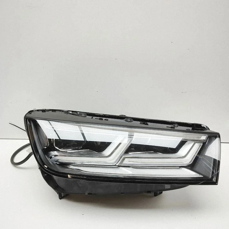 Headlight/headlamp – Audi Q5 SQ5 FY (2017-2025)