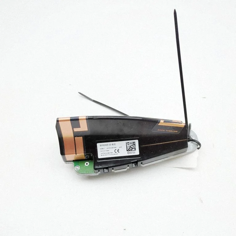 Aerial GPS antenna – BMW 5 Series G30 G31 G38 (2016-)