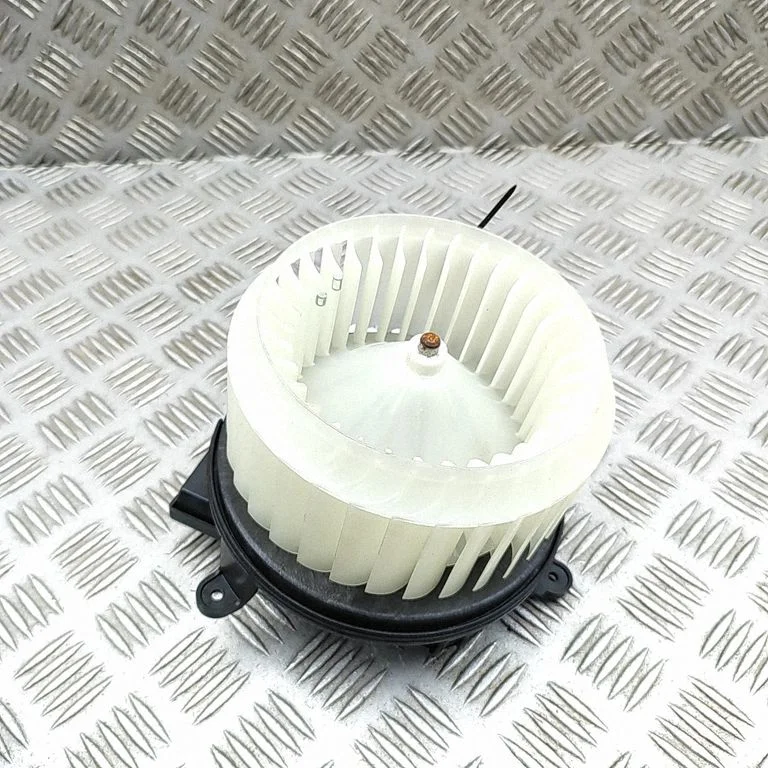 Heater fan/blower – Porsche Taycan 9J1 (2019-)