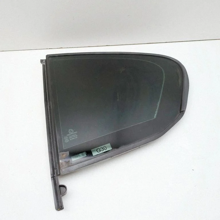 Rear vent window glass – BMW 5 Series G30 G31 G38 (2016-)