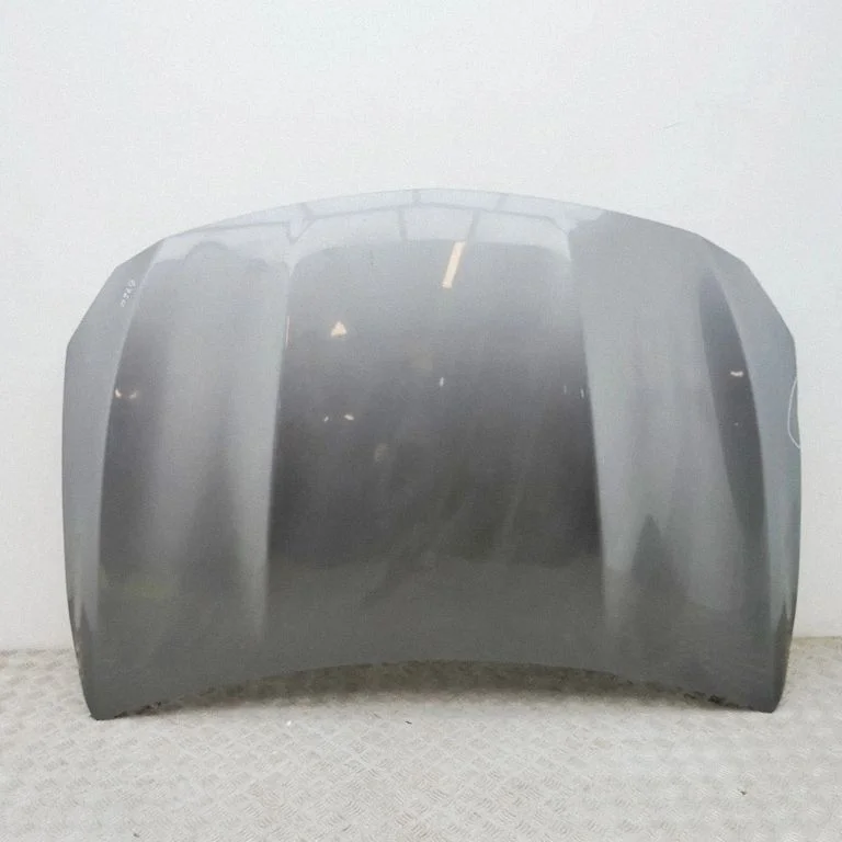 Motora pārsegs A1568800057