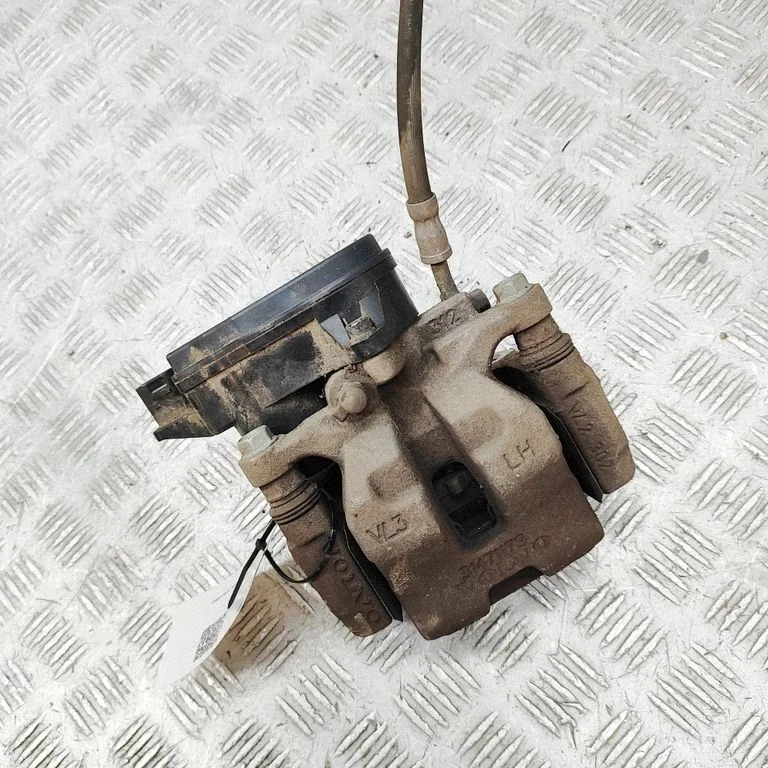 Tagumine pidurisadul 32276921