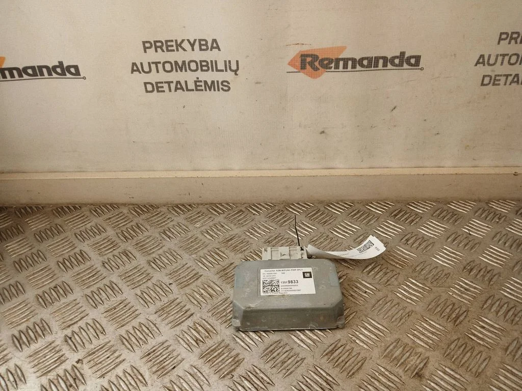 Voltage converter inverter 510558799