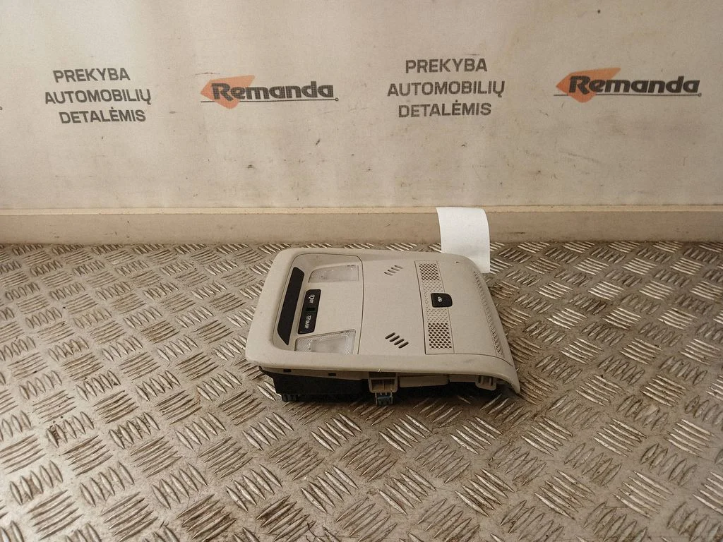 Esiistmete valgustustuli 13437064