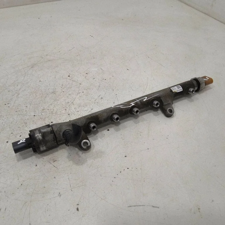 Fuel main line pipe 03L089H