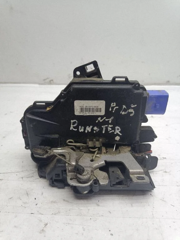 Front door lock – Skoda Roomster (5J) (2006-2015)