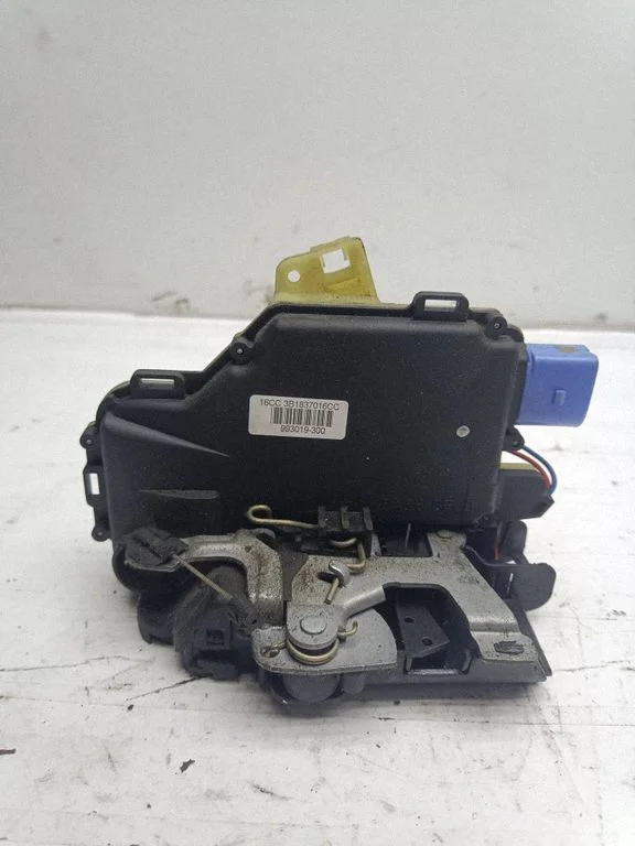 Front door lock 3B1837016CC