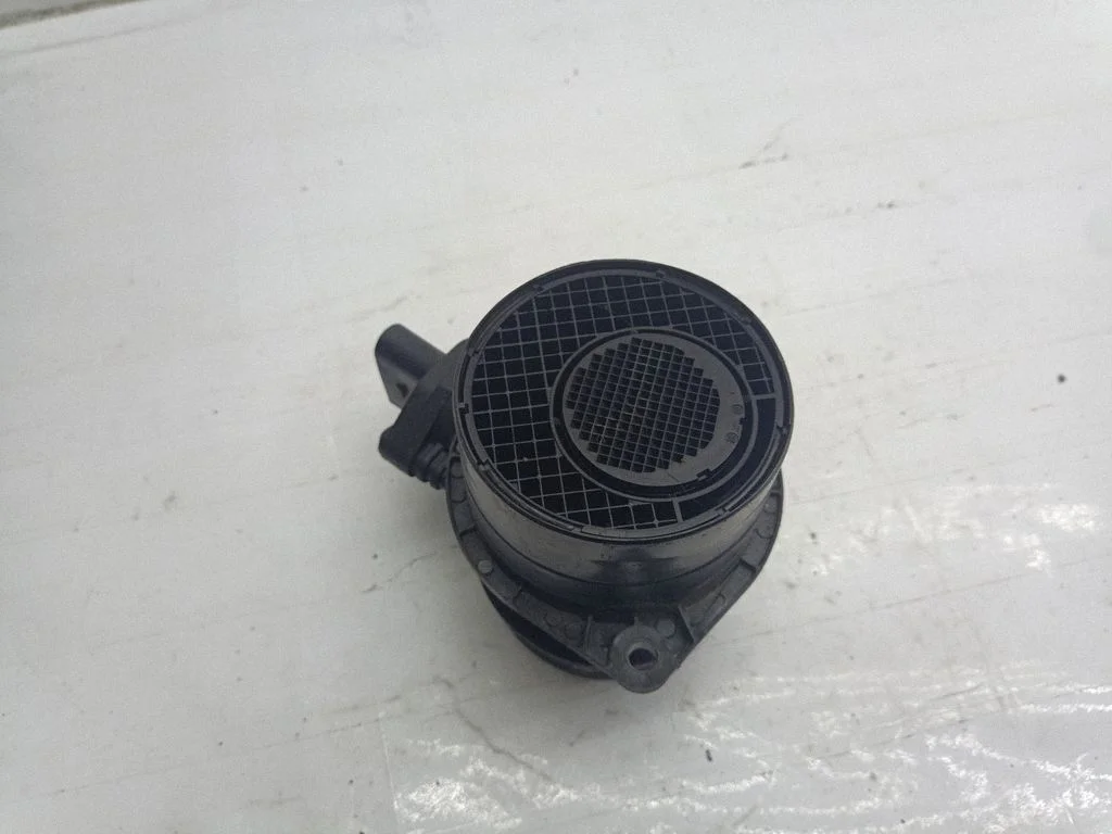 Mass air flow meter 074906461B