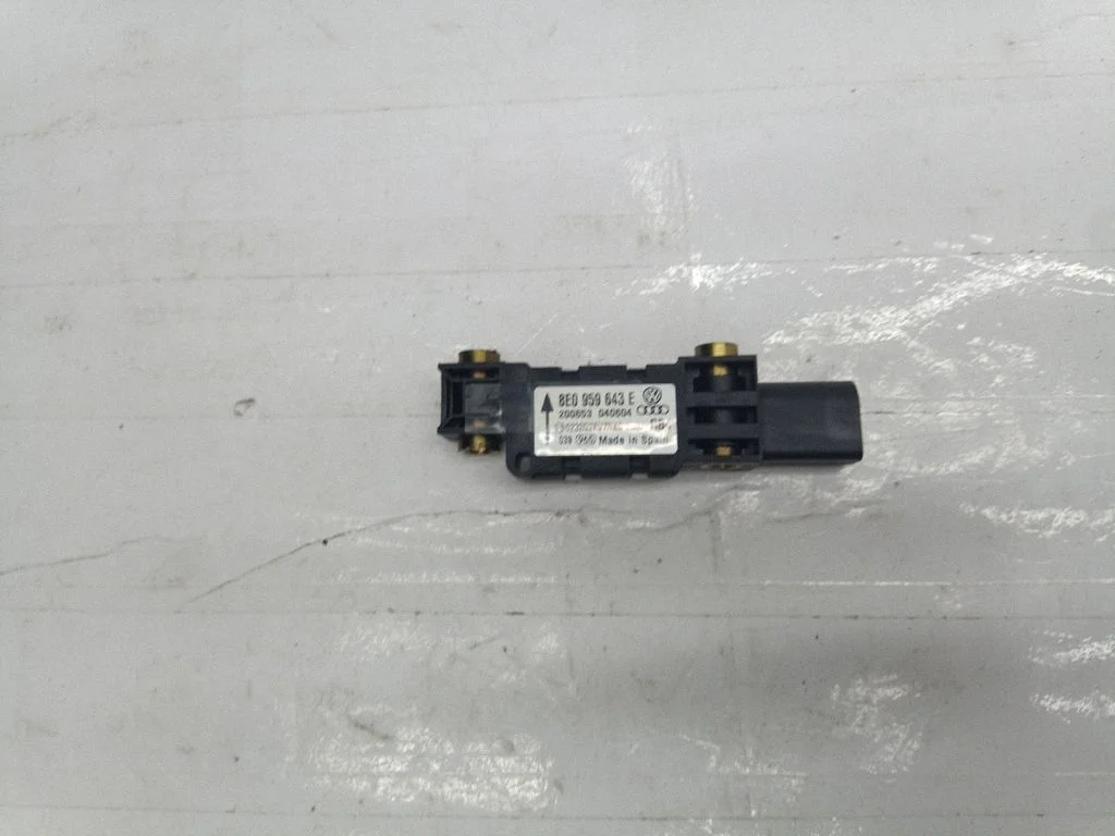 Airbag deployment crash/impact sensor 8E0959643E