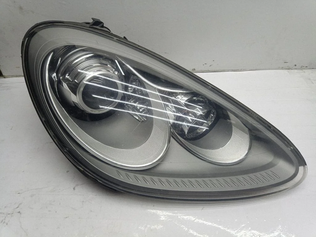 Headlight/headlamp 7P5941032BF