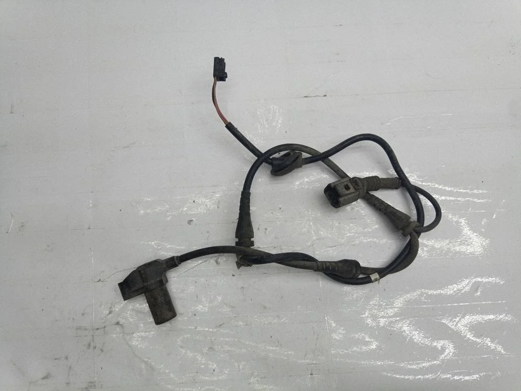 Czujnik ABS przedni 4B0927803E