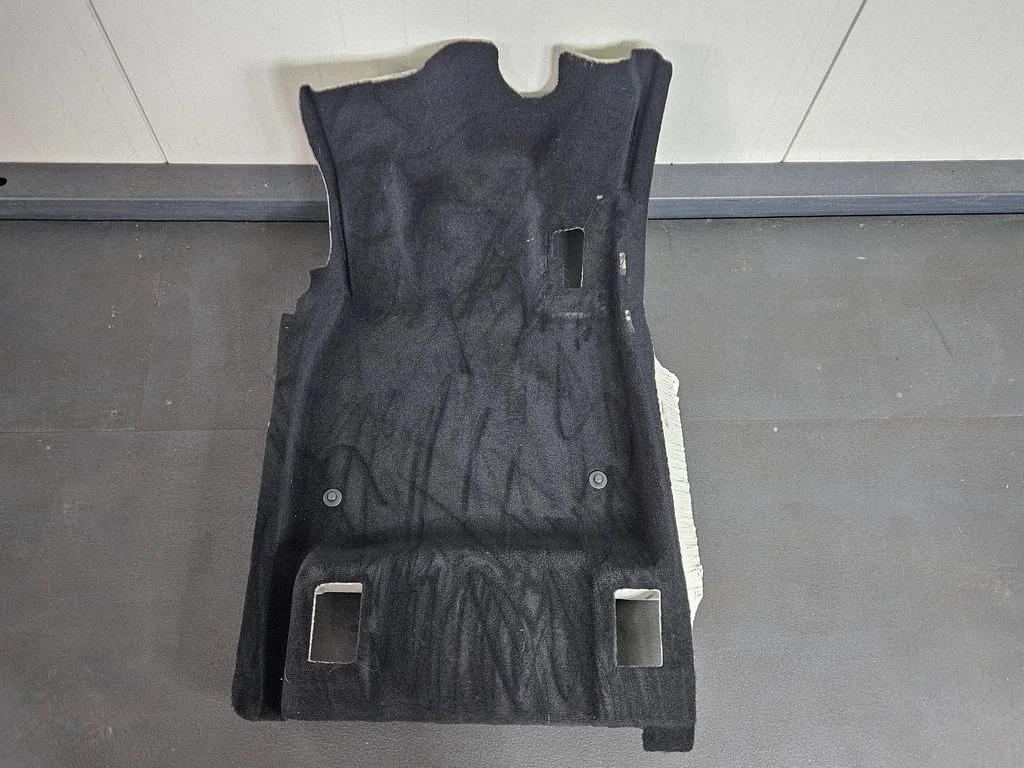 Priekšējais salona paklājs A2946806103