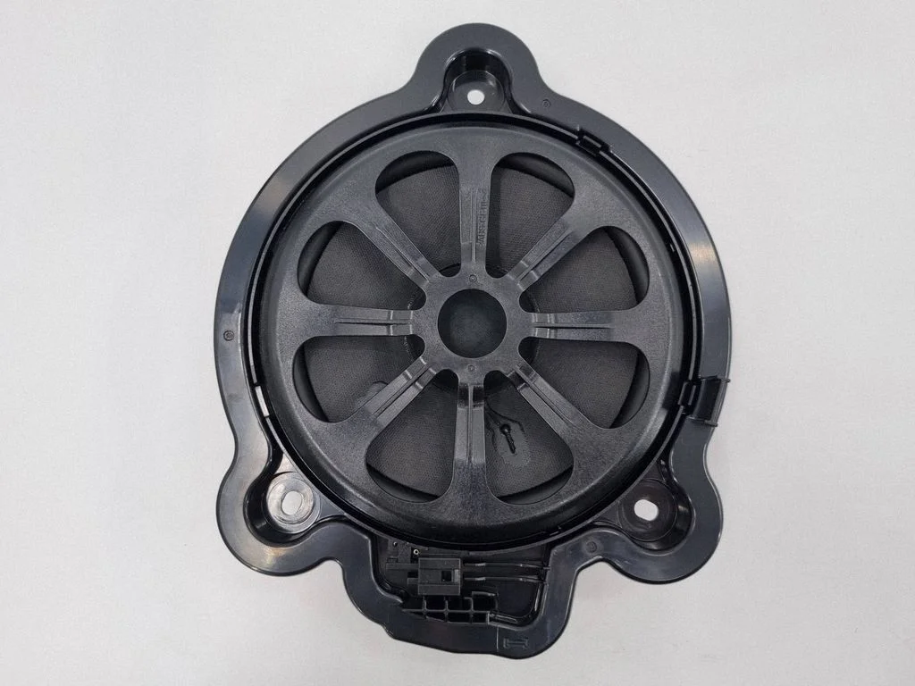 Skaļrunis (-ņi) priekšējās durvīs A2978202301