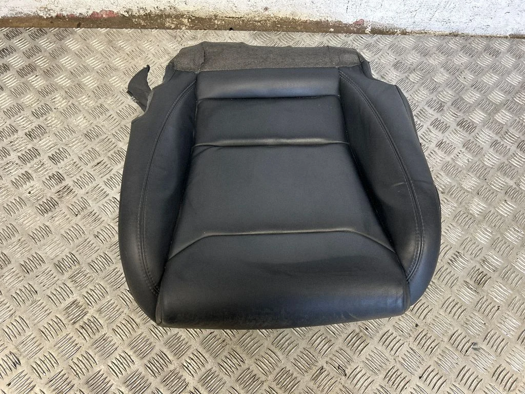 Fotel kierowcy – Tesla Model X (2015-)