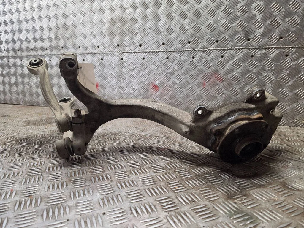 Front wheel hub spindle knuckle 4F0257