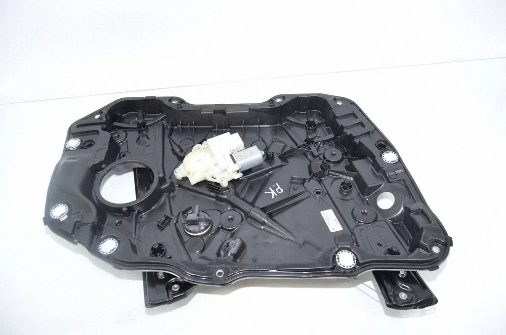Front window lifting mechanism without motor 7432231